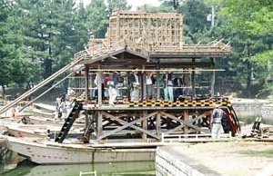 尾張津島天王祭　船分け・屋形揚げ