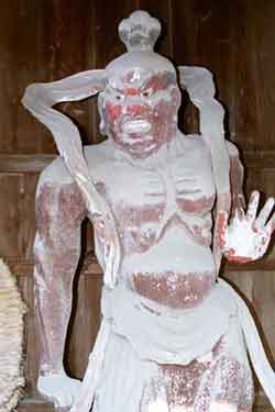 世間遺産 薬師寺の山門・仁王像(高台町)