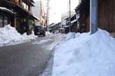 積雪の本町通り